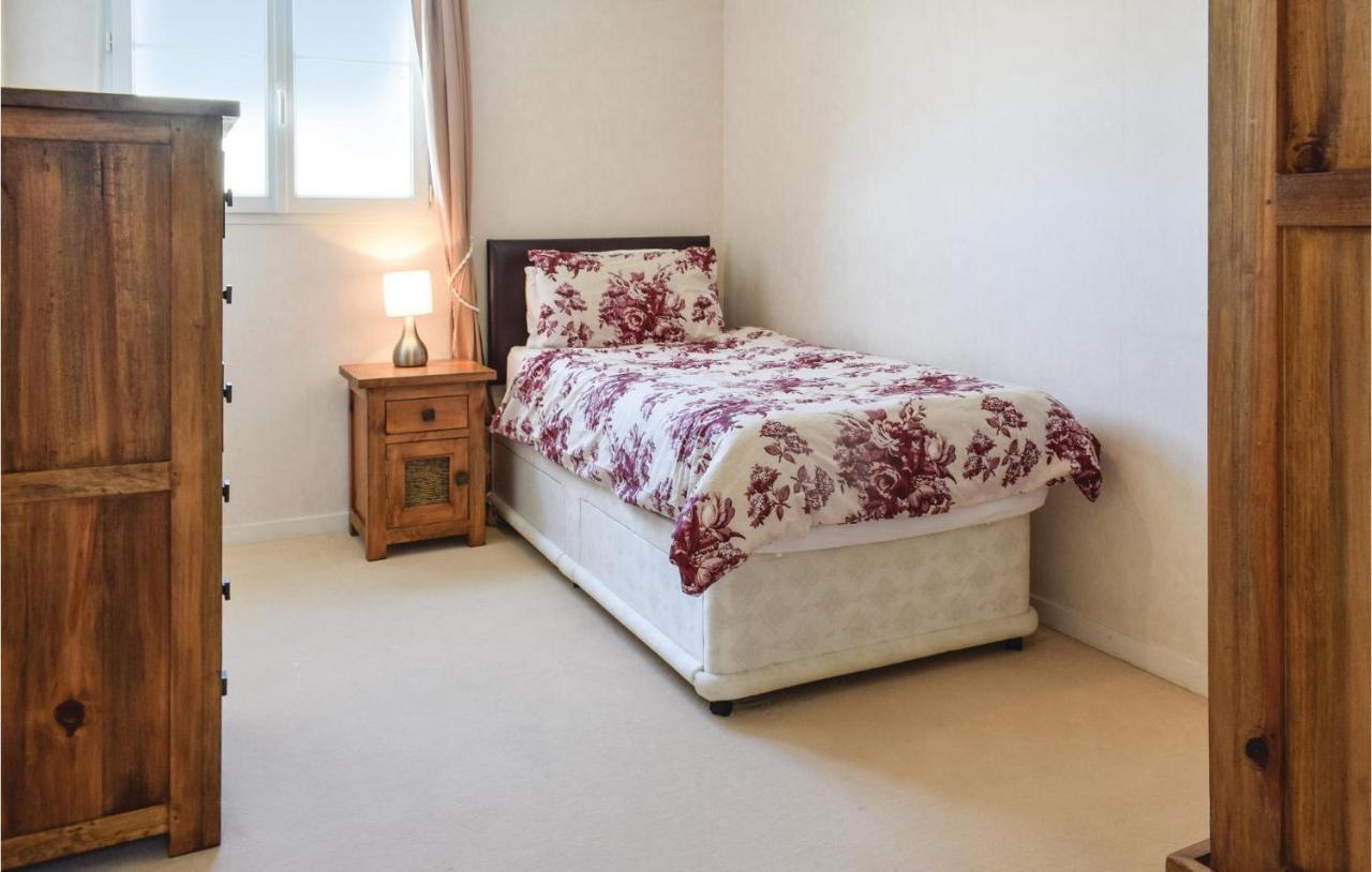 4 Bedroom Cozy Home In Port-En-Bessin-Huppain المظهر الخارجي الصورة